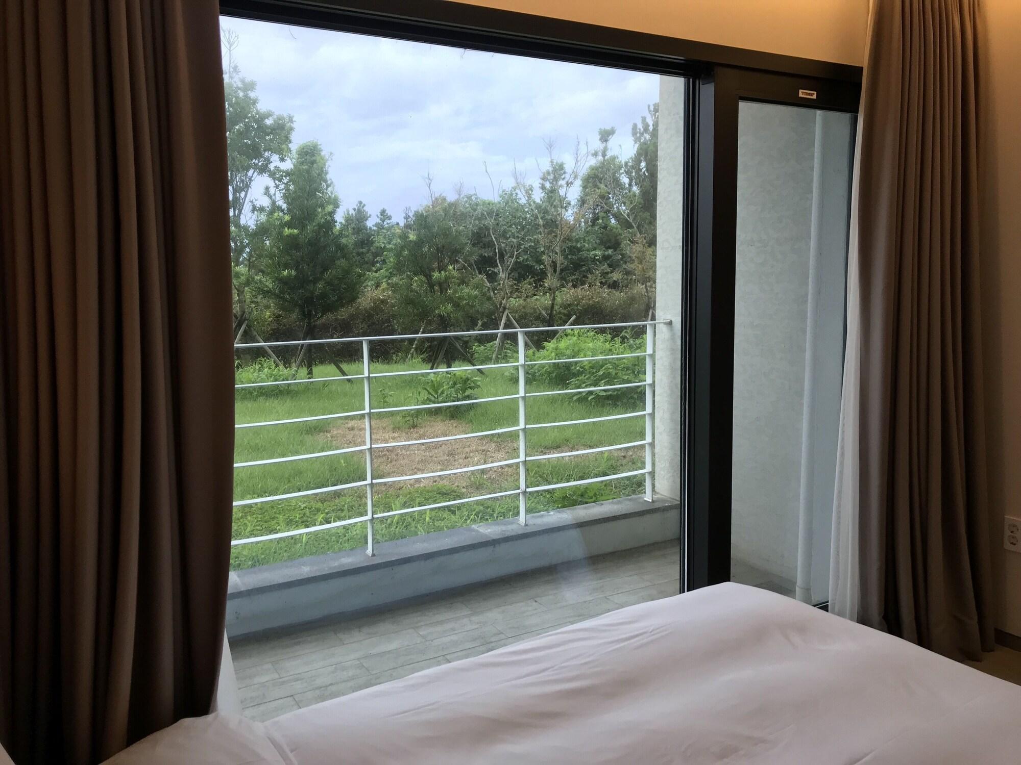 Grand Mer Hotel Seogwipo Ocean Exteriör bild